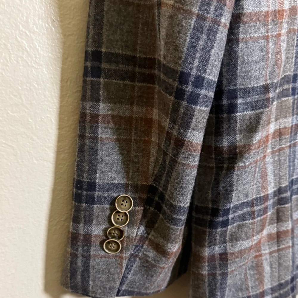 Williams & Kent Wool and‎ Silk Plaid Blazer